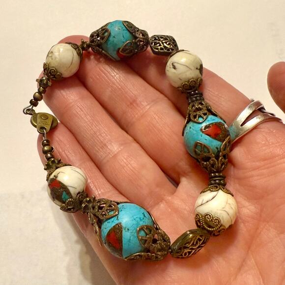 Unique Tibetan Coral Inlay Beaded Bracelet - Picture 5 of 10